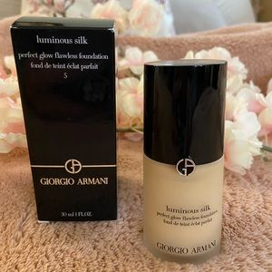 Giorgio Armani Luminous Silk Perfect Glow flawless foundation.